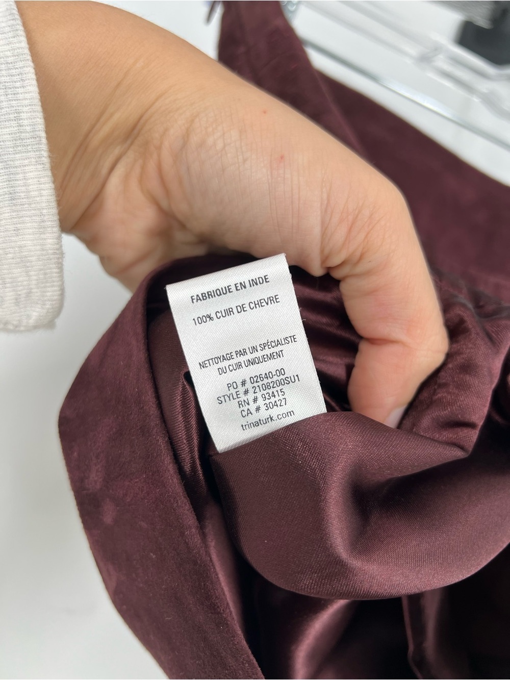 Trina Turk Burgundy Suede A-Line Stitched Classic Designer Mini Skirt 4 NWT - Picture 7 of 8